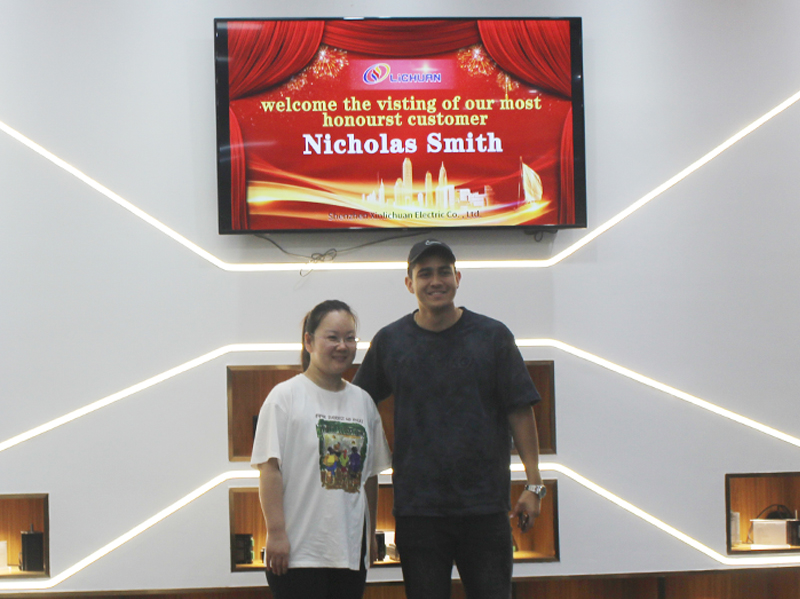 Lichuan Warmly Welcomes Colombia Customers To Visit Lichuan Factory
